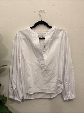 Madewell Womens $92 V-Neck Long Sleeve Top White Size Medium NS437 BRAND NEW